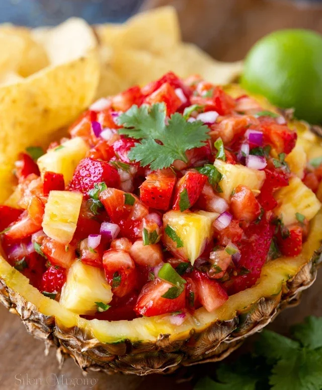 Strawberry Pineapple Salsa Recipe: A Fresh and Flavorful Treat