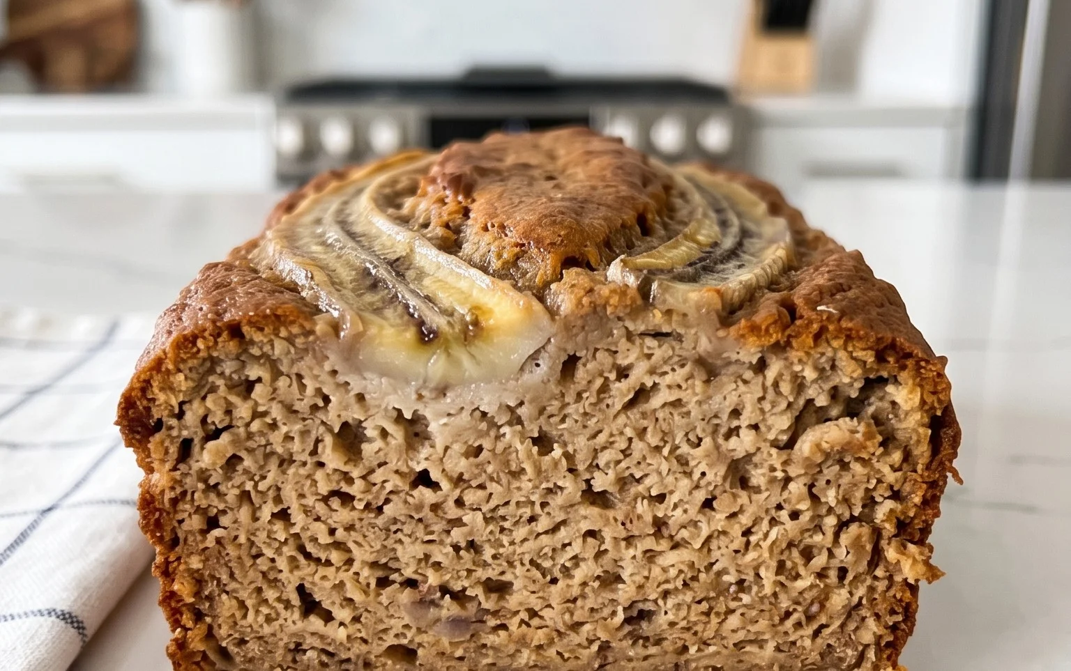 Healthy 5-Ingredient Flourless Banana Bread